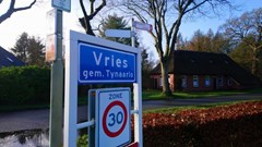 Vries plaatsnaambord.jpg